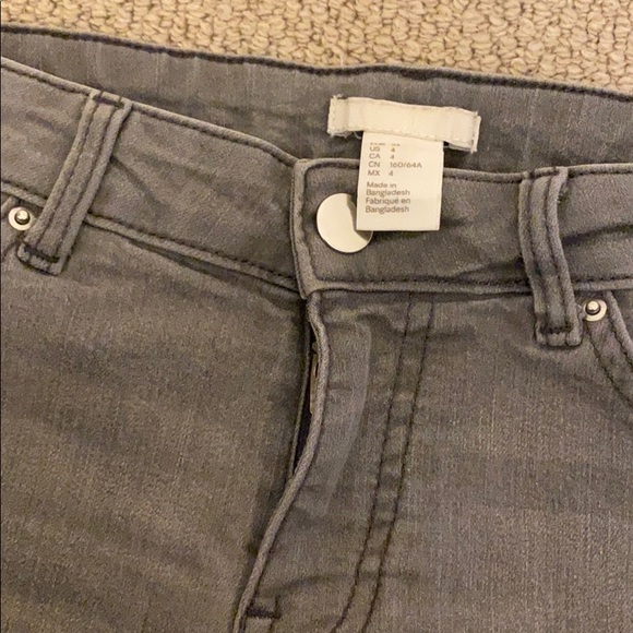 Gray Jean Shorts - Picture 3 of 3